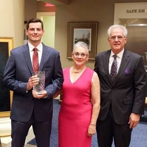 Meet your Posher, Derek